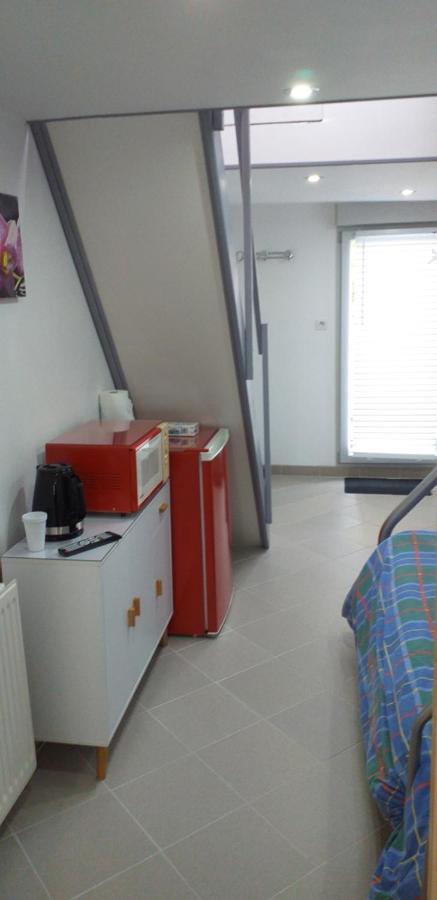 Studio Mezzanine 5 Personnes La Roche  Exterior photo